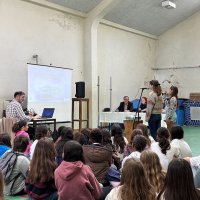 Singing with the Stars